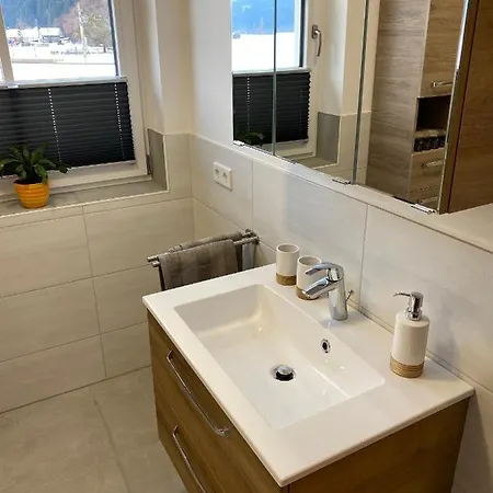 Hoeflehner - Sommercard Lägenhet *